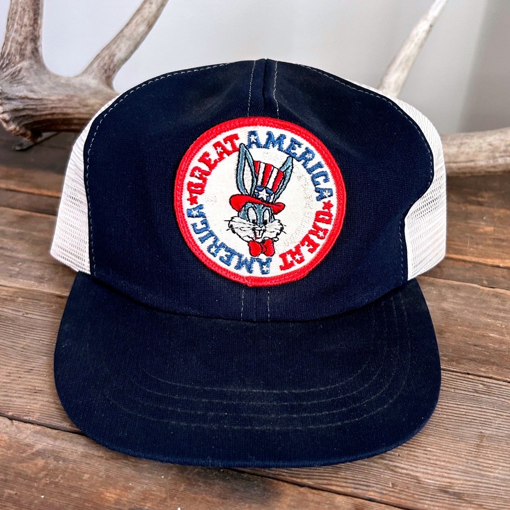 Vintage 80's Great America Bugs Bunny Mesh Trucker Hat Mens VTG Hat Patch Logo‎